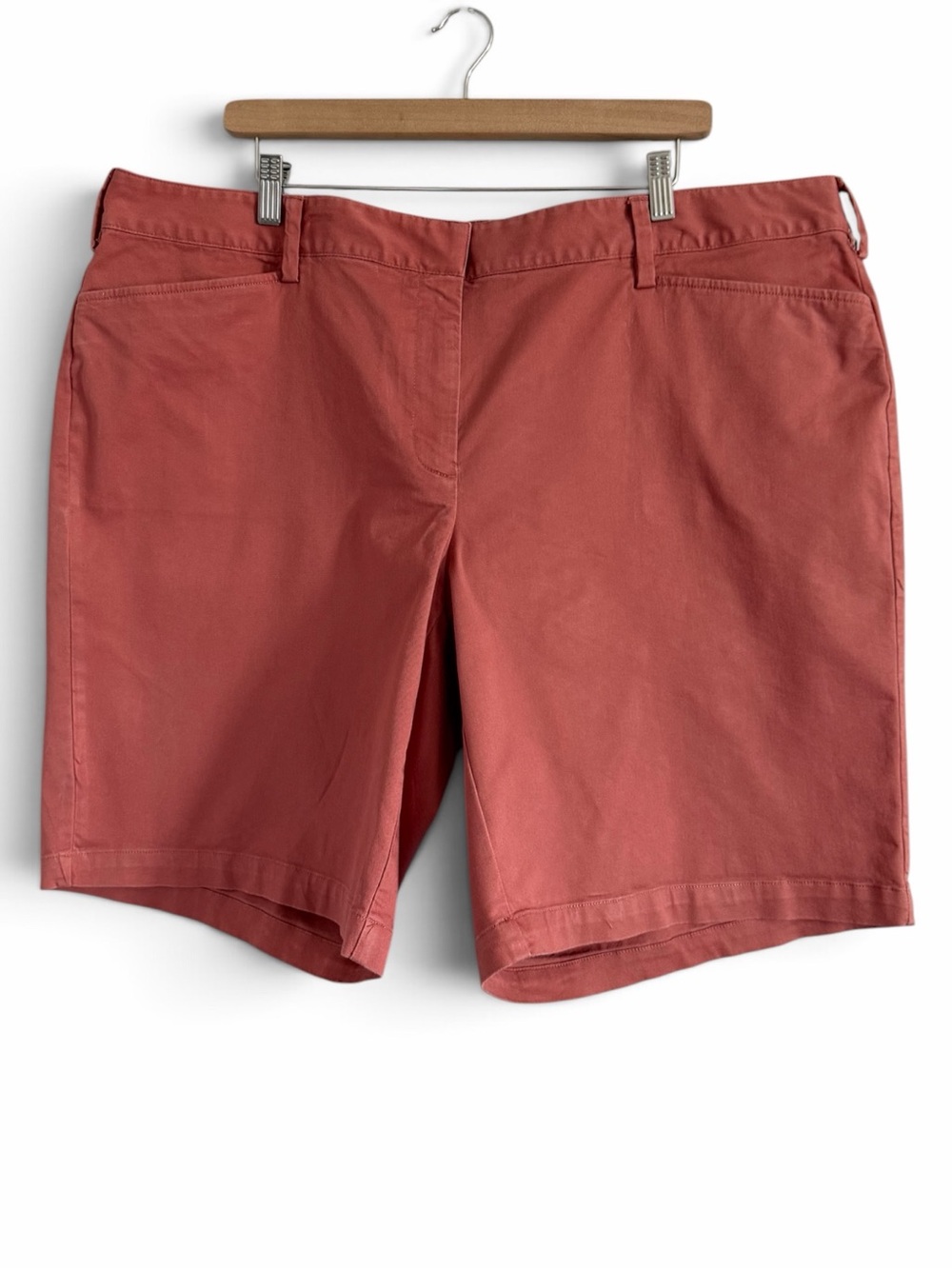 Lands' End Women's Chino Shorts in Rosewood